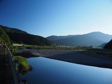 2024年８月10～12日　海部川キャンプ　ブヨ？に責められ1泊短縮 2024/08/16 07:07:00